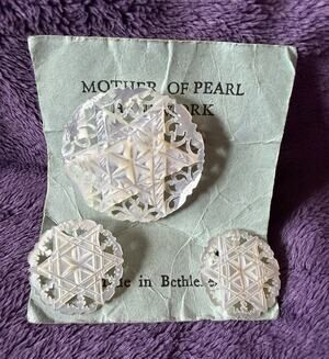 VINTAGE Star of David Mother of Pearl Jewelry Set: Clip-On Earrings & Brooch Pin